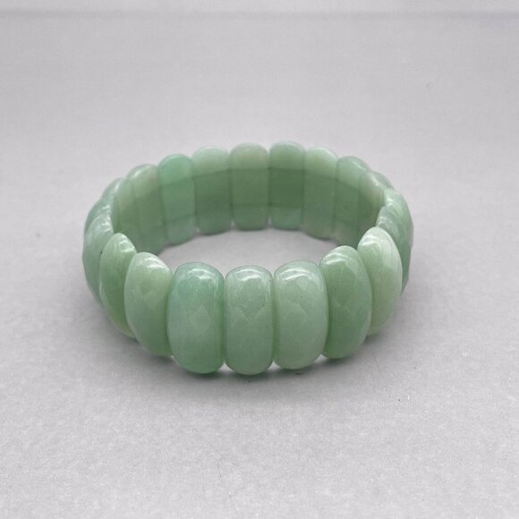 Faceted Green Aventurine Stone Stretchy Cuff Bracelet - Picture 3 of 11